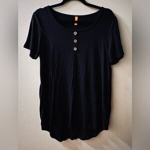 Feiersi Women’s Black Top Size Medium Short Sleeves Shirts Front Button Accent